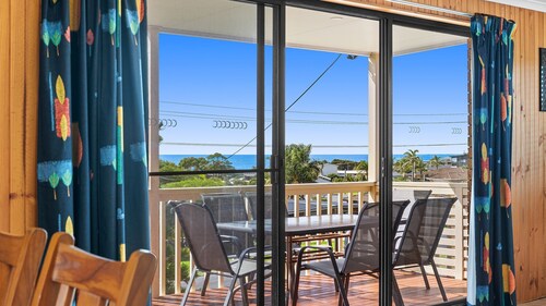 Large Family Home Close to the Beach