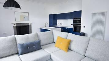 تلفزيون إل سي دي