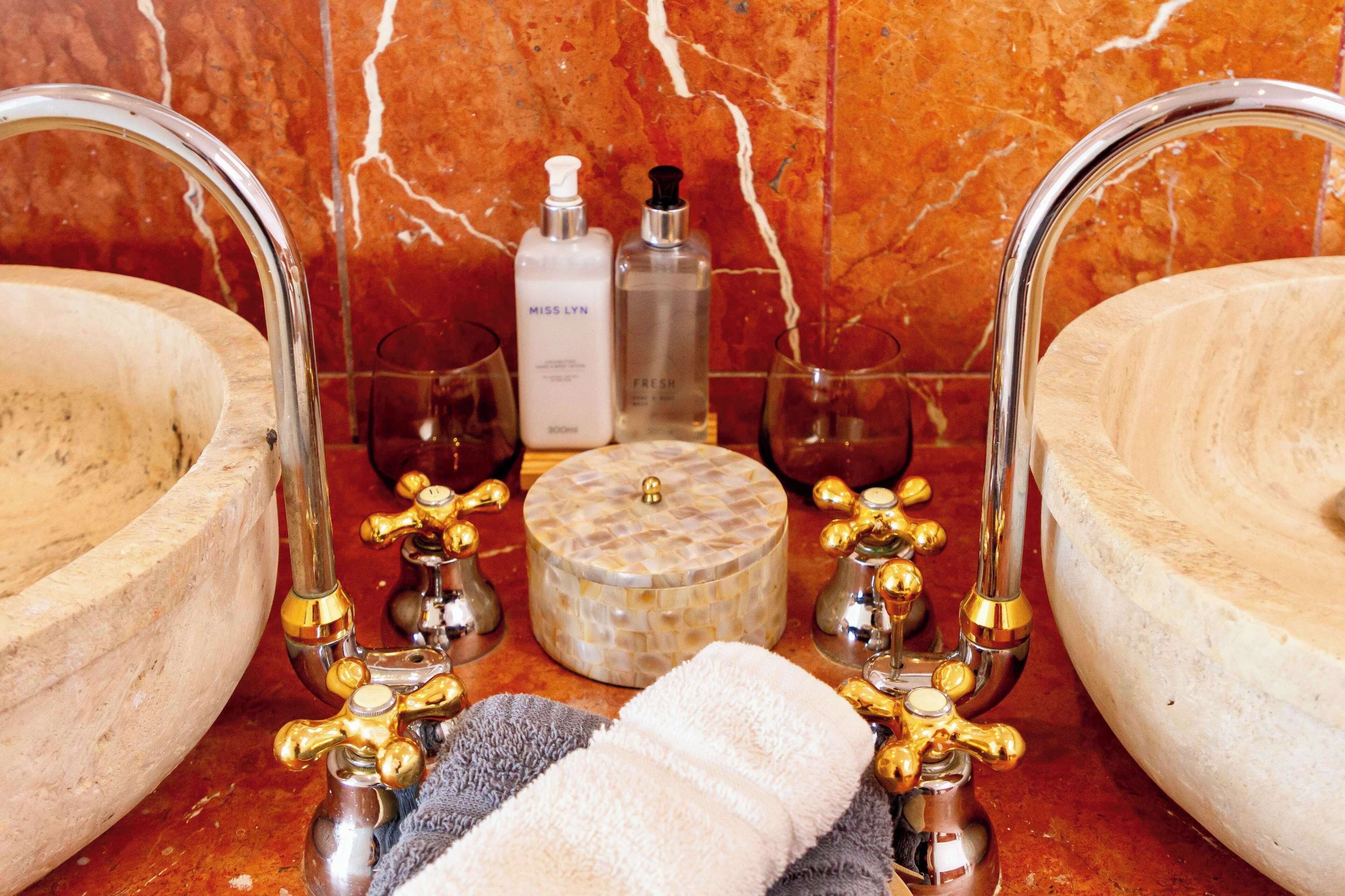 Photo - Royal Boutique Hotel