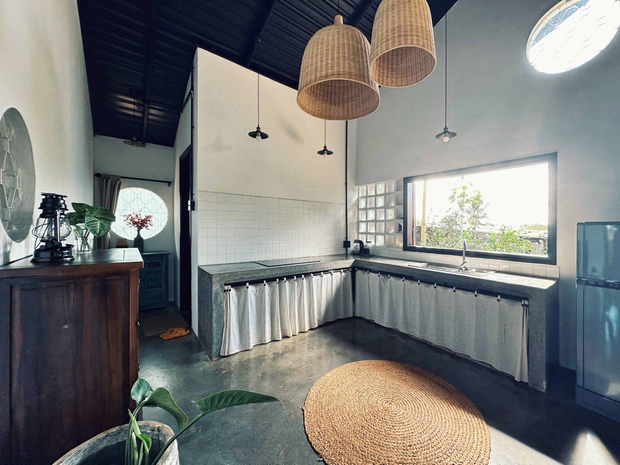 Design House | Private kitchen | Fridge, electric kettle