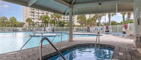 Hot Tub at North Tower