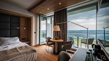 Exklusivt dubbelrum - 1 kingsize-säng - intill skidbacke | Terrass/Patio