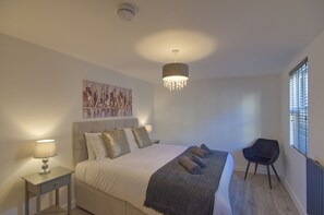 1 chambre, fer et planche à repasser, Wi-Fi, literie fournie