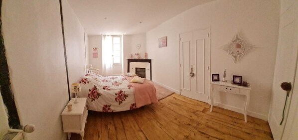 3 chambres, fer et planche à repasser, Wi-Fi