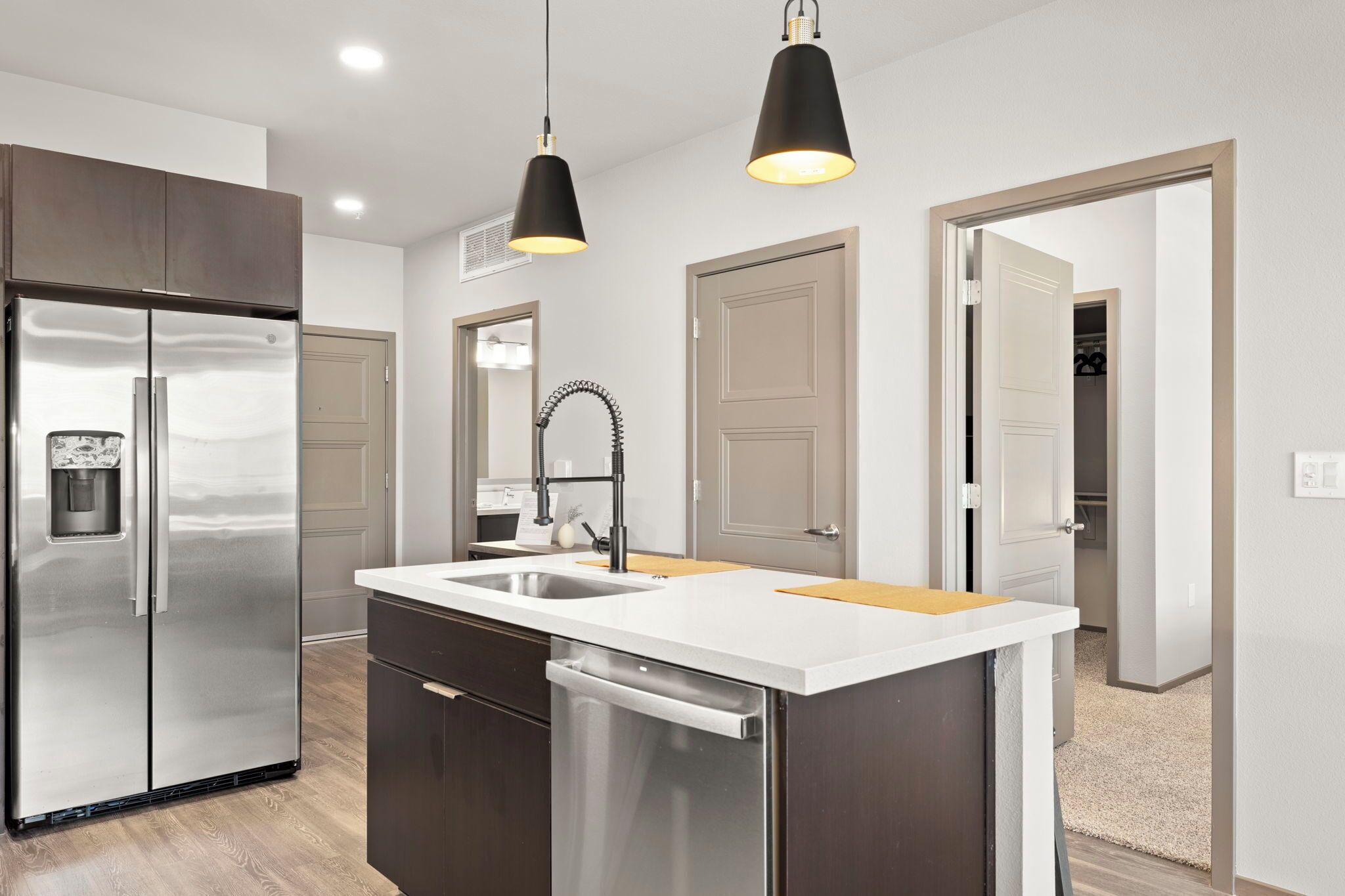 Apartment, 3 Bedrooms | Private kitchen | Fridge, microwave, oven, stovetop