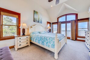 8 bedrooms, free WiFi, bed sheets, wheelchair access - Premier Soundfront Dog Friendly w/ Pool, Hot Tub, Elevator, Theater & Game Rooms (Buxton)