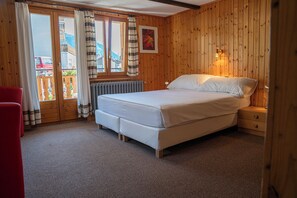 Classic Double Room - Hotel Alte Bock 2.0 (Graechen)