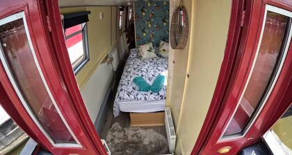 Skippered Canal Boat Holidays