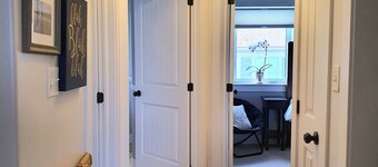 Peaceful Water View House!