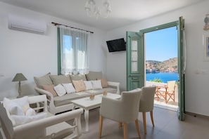 TV - House in Symi with sea view (Symi)