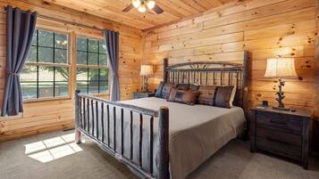 3 chambres, fer et planche à repasser, Wi-Fi gratuit, draps fournis