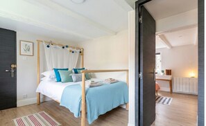 3 bedrooms, desk, travel crib, free WiFi - Gite Typique Alsacien 3 Chambres (Achenheim)