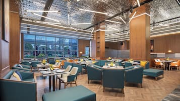 Tägliches Frühstücksbuffet gegen Gebühr