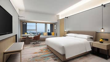 Premier Room | Down duvets, pillow-top beds, desk, blackout curtains