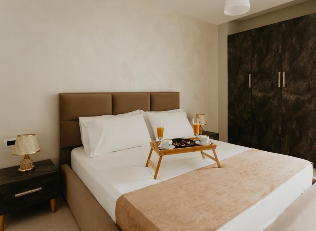 Iron/ironing board, free WiFi