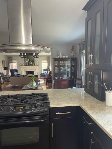 The Fig Tree Garden House.
Casual elegance in a park like setting