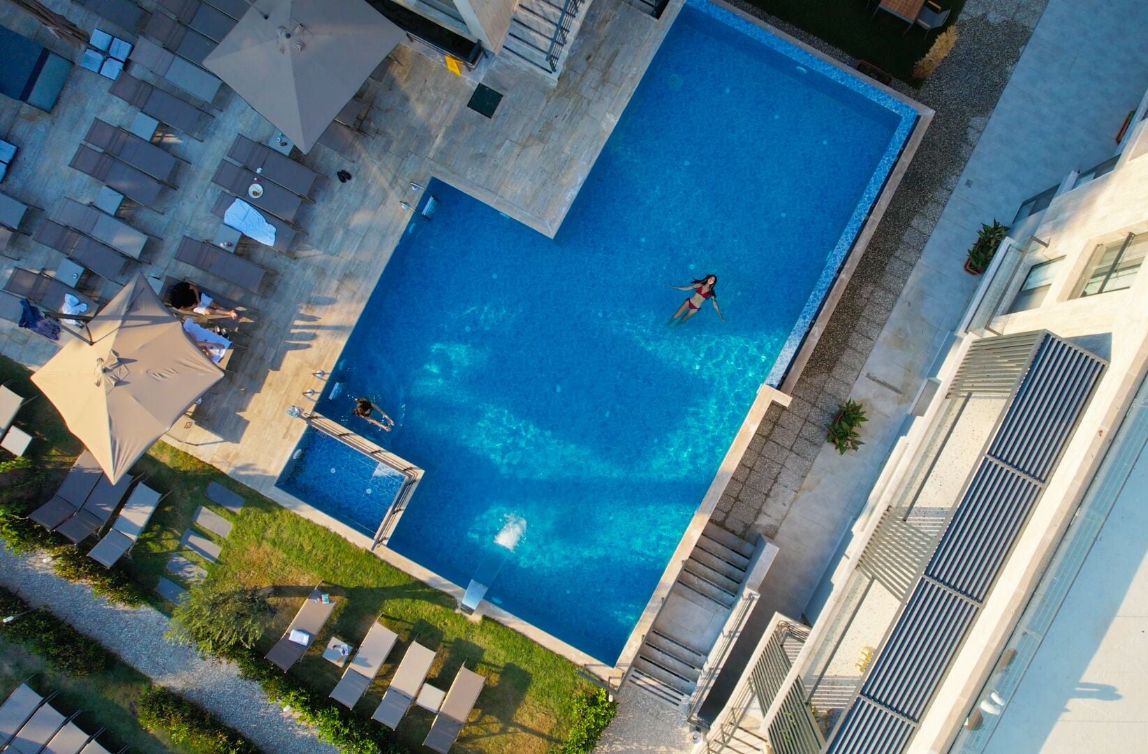 Seasonal outdoor pool