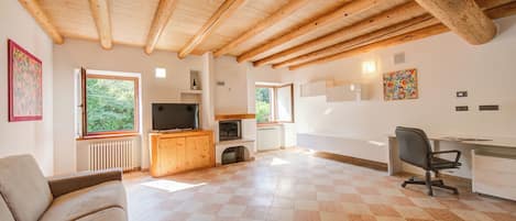 Maison Familiale, plusieurs chambres, 2 salles de bains (Casa Mondragon In Lazise) | Coin séjour