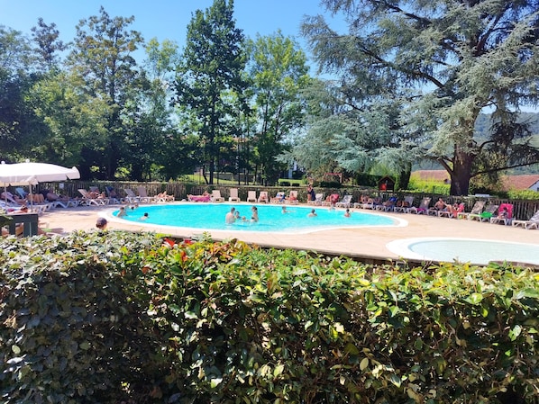 Piscine extérieure