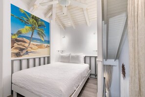 Bedroom 3 includes a comfortable queen-size bed for a restful night's sleep. - Private Pool Oasis 4BR Home Near Palm Beach, Aruba (Noord)