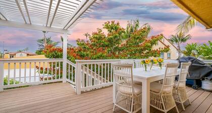 Coastal Compound in Renowned La Jolla Village!