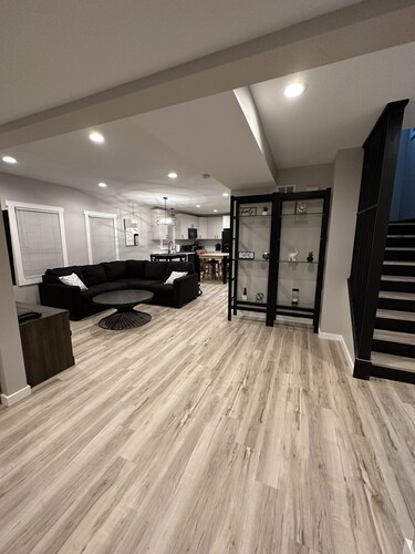 Fully Remodeled Large Home Ready for You & YourFamily to Enjoy