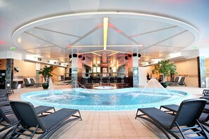 Lichaamsbehandelingen, Thaise massages, manicures en pedicures