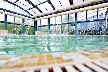 Body treatments, Thai massages, manicures and pedicures, massages