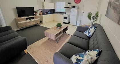 Three Palms Apartments Unit 3