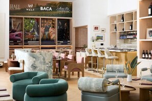 Bar (en el alojamiento)