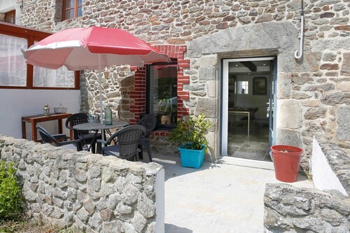 La Quinardais - Charmante maison avec terrasse