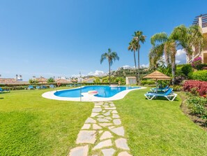 Pool - Los Pinos, 3 bedroom apartment in Los Arqueros (Benahavis)