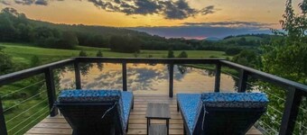 The Pond Cottage at Taplin Hill Farm