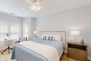 2 bedrooms, iron/ironing board, Internet, bed sheets