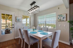 Dining - 2890 S Fletcher Ave 3 Bedroom Home by RedAwning (Fernandina Beach)