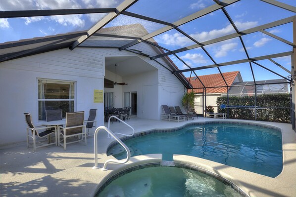 Villa, 4 slaapkamers | Zwembad