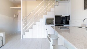 Unclassified image, 3 of 35, button - Penthouse With Private Terrace (Barcelona)