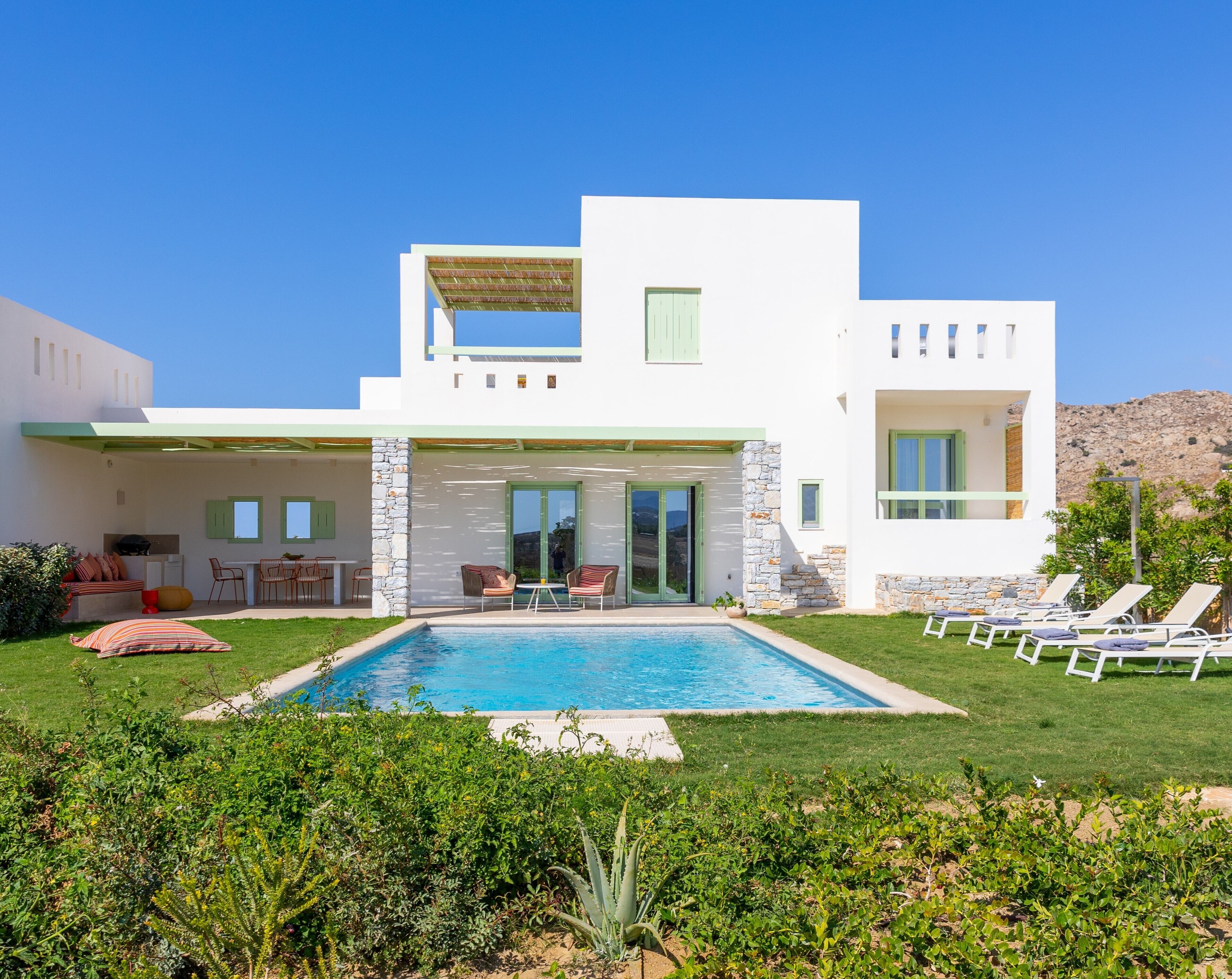 家庭别墅 | 埃及棉床单、高档床上用品、加厚床垫、特色装修