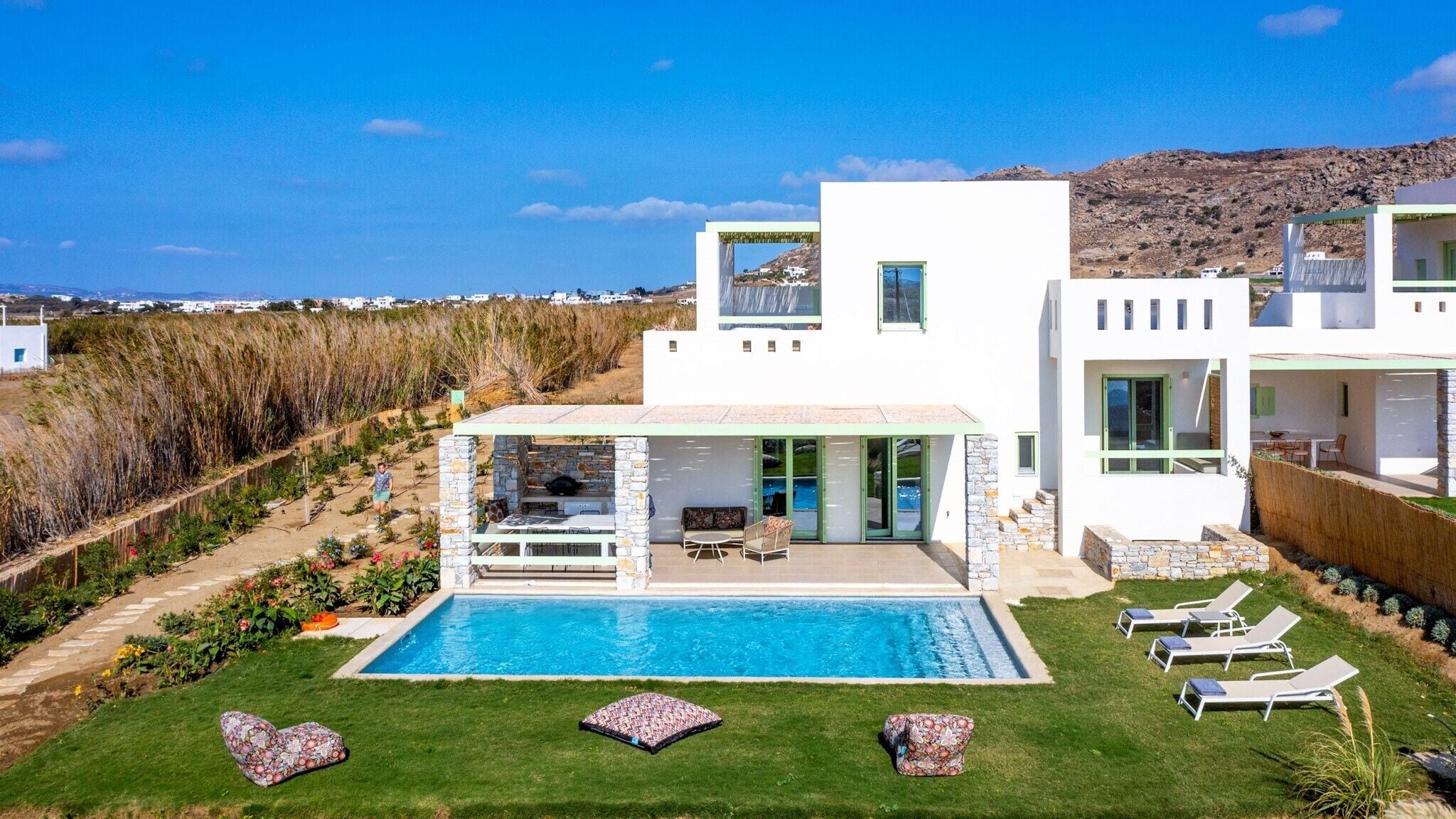 奢华别墅 | 埃及棉床单、高档床上用品、加厚床垫、特色装修