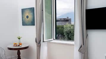 Rom – superior, delvis sjøutsikt, hageområde | Utsikt fra rommet