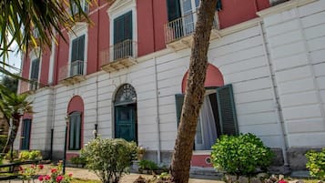 Facciata della struttura