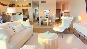 Smart-tv, boeken, een muziekbibliotheek en een filmbibliotheek