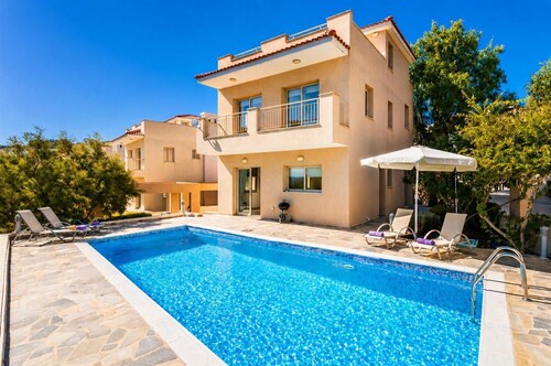 Villa Panorama Tria - Four Bedroom Villa, Sleeps 8