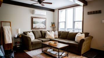 Smart TV, fireplace, video games, DVD player