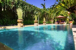 Piscina a l'aire lliure 