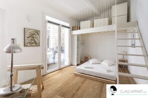 2 dormitorios, escritorio, tabla de planchar con plancha y wifi gratis