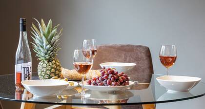 Hell & ruhig, 200m zur U-Bahn