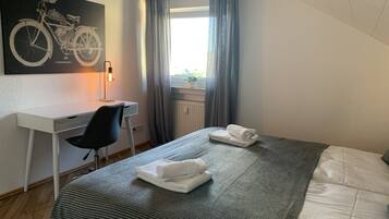 1 bedroom, WiFi, bed sheets