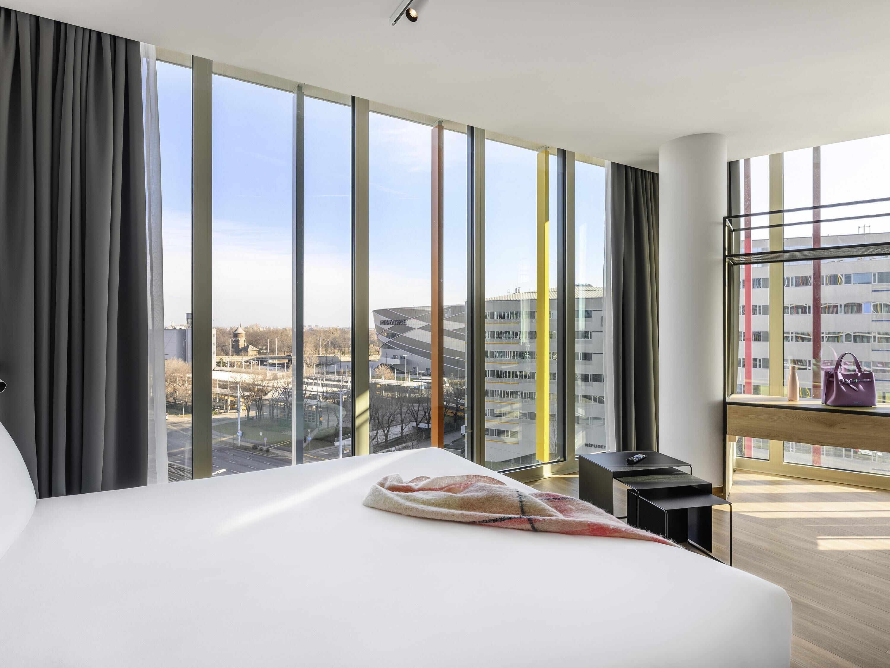 Desk, blackout drapes, soundproofing, free WiFi