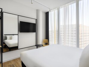 標準客房, 1 張標準雙人床 | 書桌、遮光窗簾/窗簾、隔音、免費 Wi-Fi